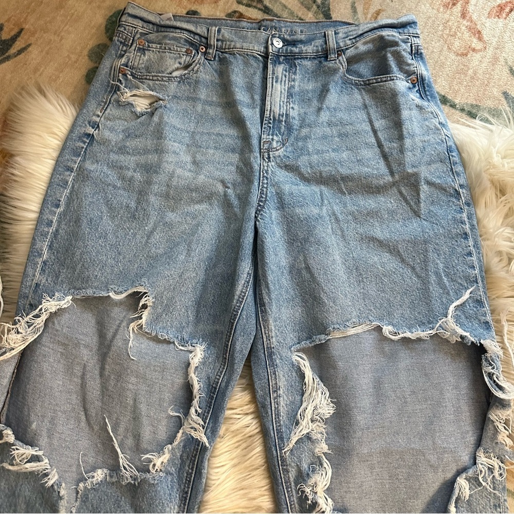 AMERICAN EAGLE Super High Rise
Baggy Straight Jean In Medium
Indigo - Picture 3 of 7